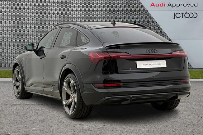 AUDI E-Tron S Photo 3