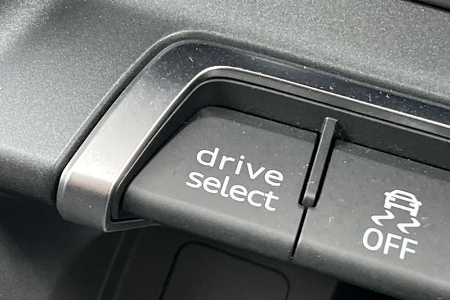 AUDI Q3 Photo 38