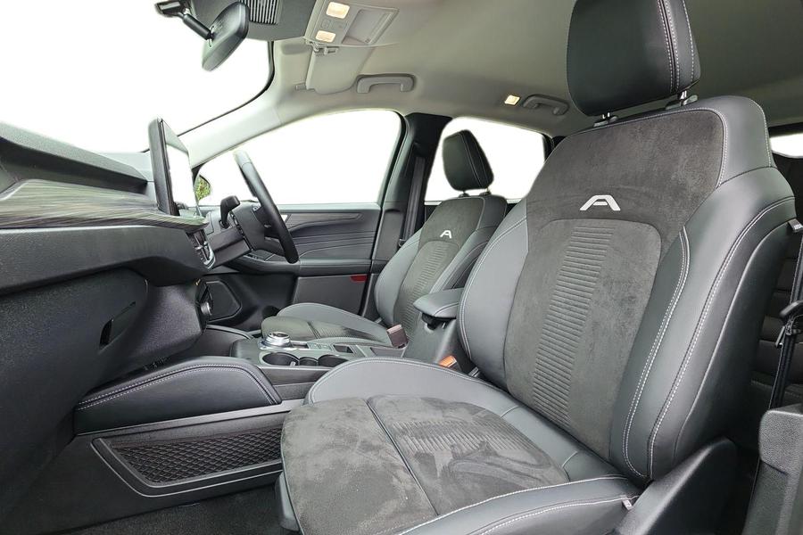 Ford Kuga Photo autoimg-c4ffca2bf474280a9e5c26aa3c5960bc1d12afde.jpg