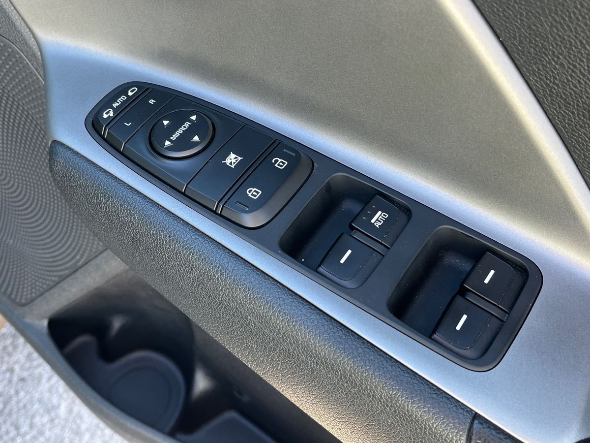 Kia Niro Photo 24