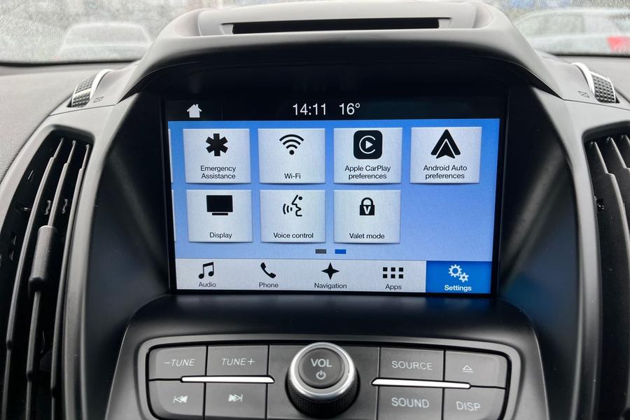 Ford KUGA Photo autoimg-c5059efa53dfbb4999cc9b1254974cba52faf585.jpg