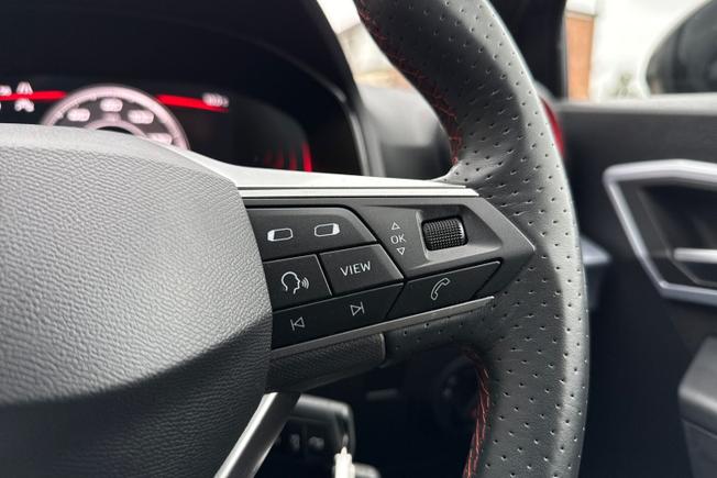 SEAT Ibiza Photo 17