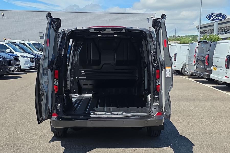 Ford Transit Custom Photo autoimg-c5084f8cf380049f15af327bb9e0a5c32417c031.jpg