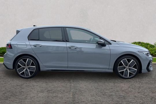 Volkswagen Golf Photo autoimg-c5084fed578053448d34c573f31c92fea3b78750.jpg