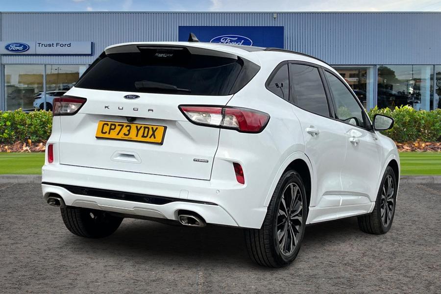 Ford Kuga Photo autoimg-c508c9ce3ef85160a89618a73e1d7d3bdc6efde5.jpg