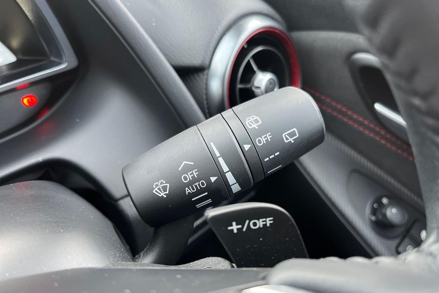Mazda 2 Photo autoimg-c50a8e5193ad6ade2f4180add2b1db96738bd50b.jpg