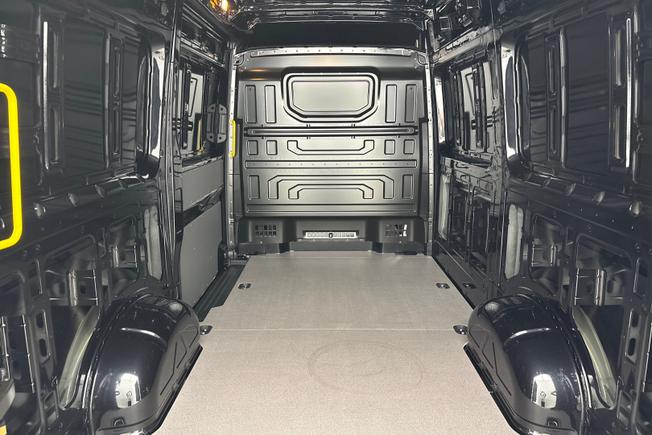 Volkswagen Crafter Photo 12