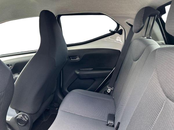 Toyota AYGO Photo autoimg-c50ace4567782134e8216ad922786109f2bec0c9.jpg