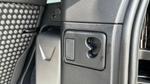 Land Rover Defender Photo 26