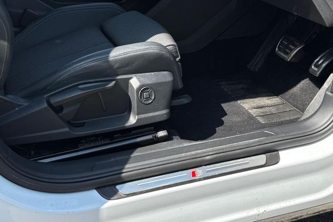 AUDI Q4 E-Tron Photo 32