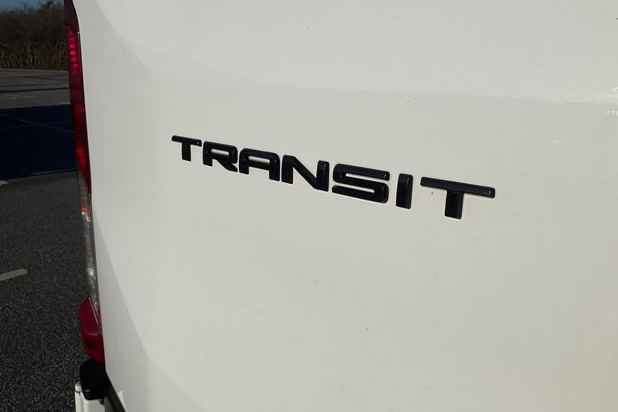 Ford TRANSIT Photo autoimg-c518d1ece5673799e50857a9245fce8e9e2383d0.jpg