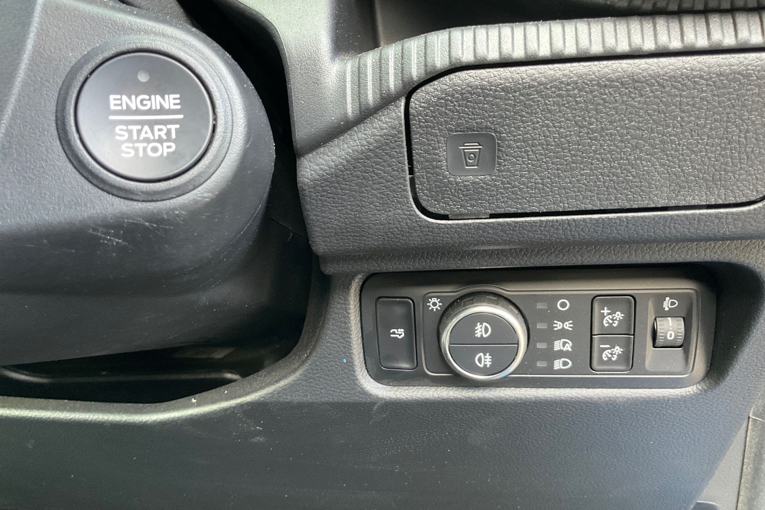 Ford RANGER Photo 26