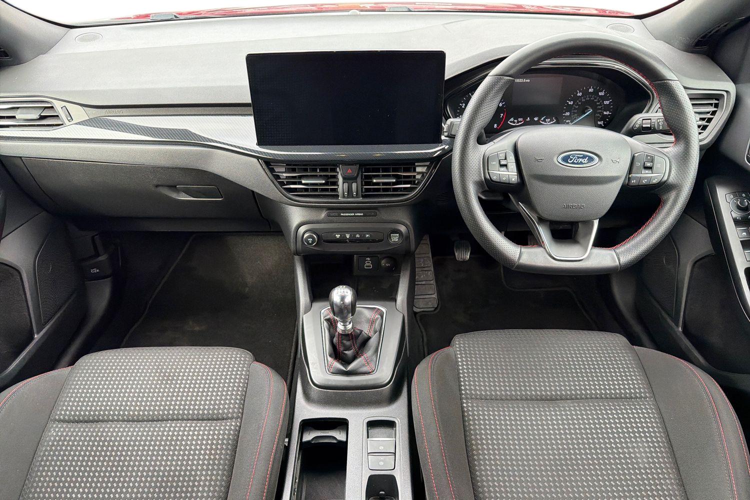 Ford FOCUS Photo 9