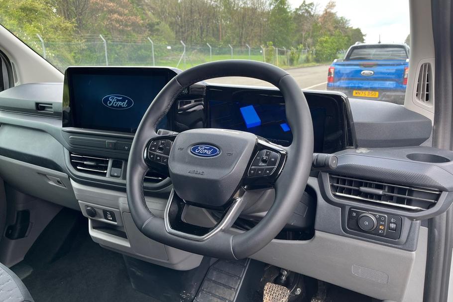 Used Ford TRANSIT CUSTOM WP75CLZ 14