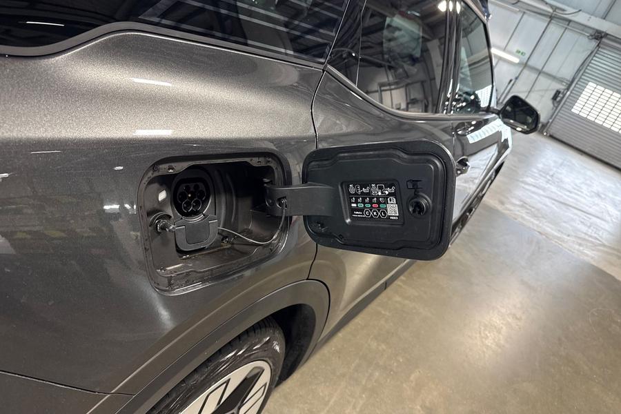 Ford Explorer Photo autoimg-c51fbd2f91358cbfc15242175cabeab04c2485e7.jpg