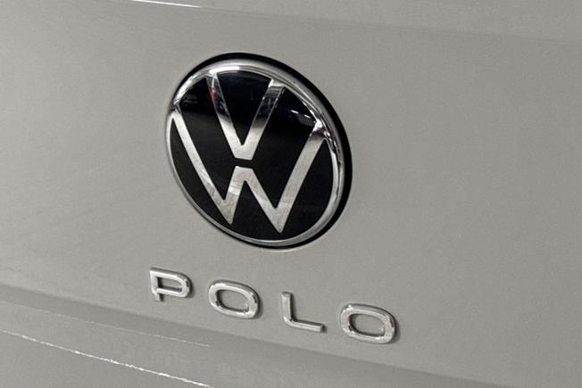 VOLKSWAGEN Polo Photo 27