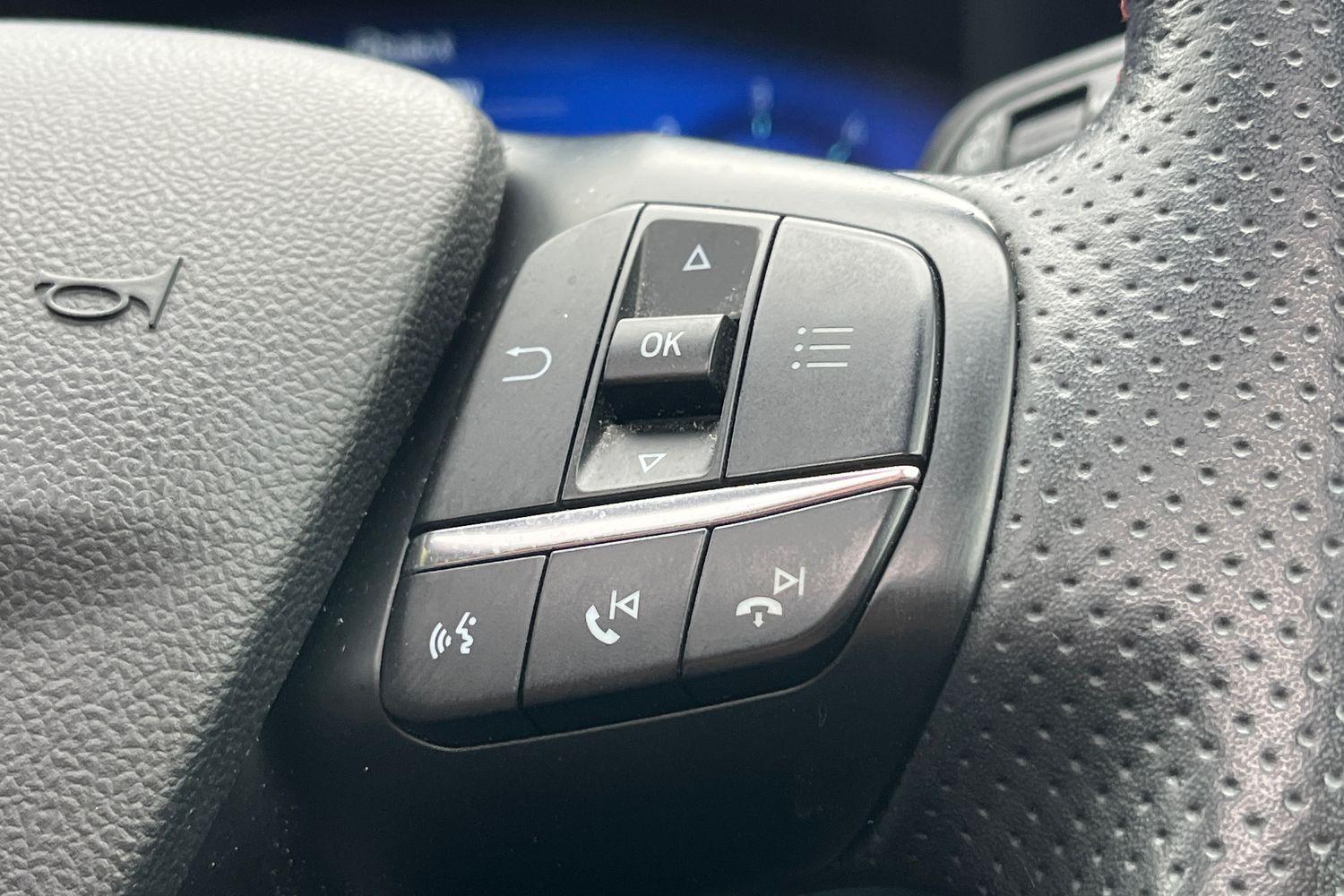 Ford Kuga Photo 32