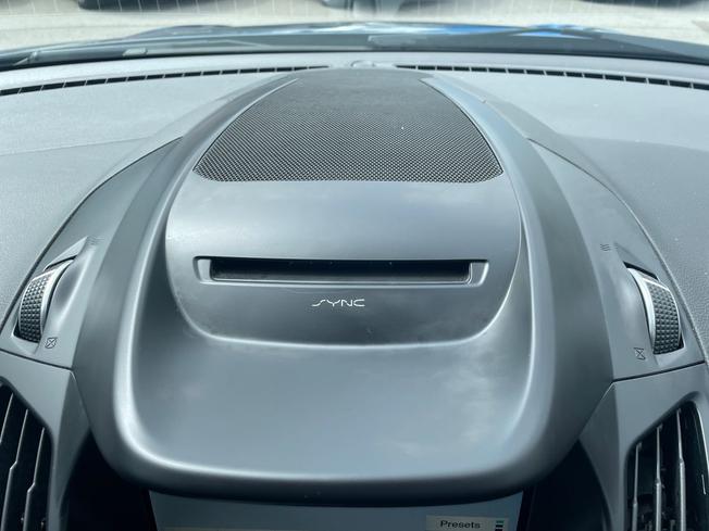 FORD Kuga Photo 44