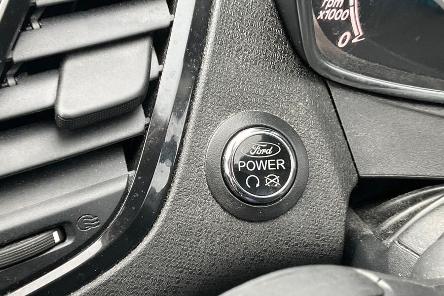 Ford FIESTA Photo autoimg-c526cfa70d9cf16545fb52583a733eeacd1bb212.jpg