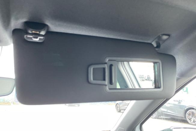 SEAT Arona Photo 37