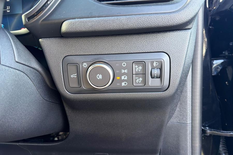 Ford KUGA Photo autoimg-c52b310583e0e6fe408aff96cde7ad0f6b20a06f.jpg