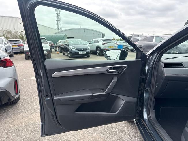 SEAT Ibiza Photo 27