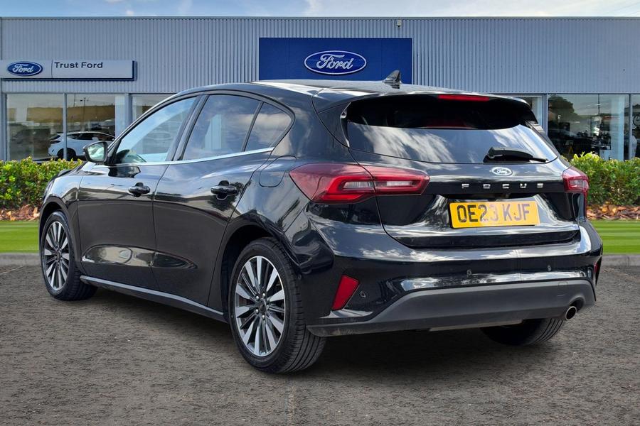 Ford FOCUS Photo autoimg-c52d70e8f5bfae6847af5a30a96943f95eb1e6d2.jpg