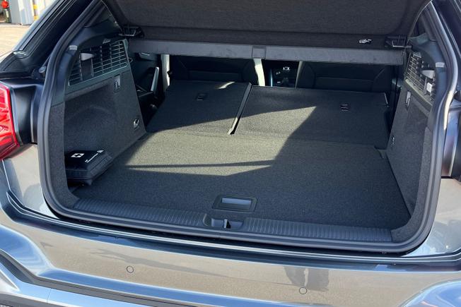 AUDI  Q2  Photo 50
