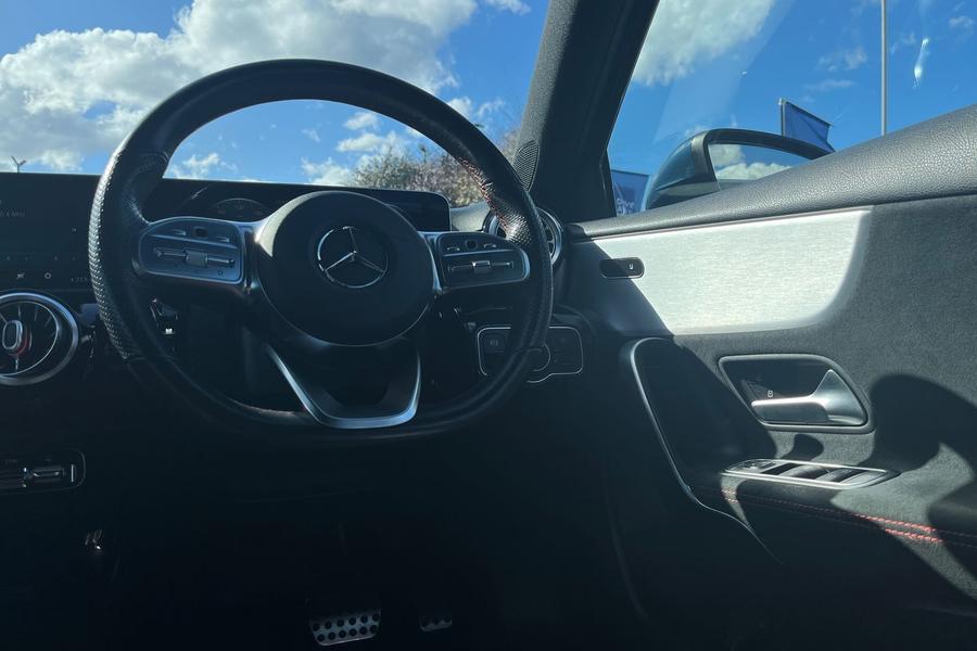 Mercedes-Benz A Class Photo autoimg-c52dcafffb0d6d0b7eb05c9ea67f32540587749f.jpg