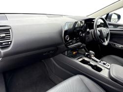 LEXUS Nx Photo 2