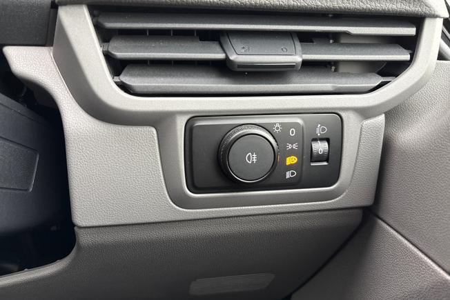 VOLKSWAGEN e-Transporter Photo 24