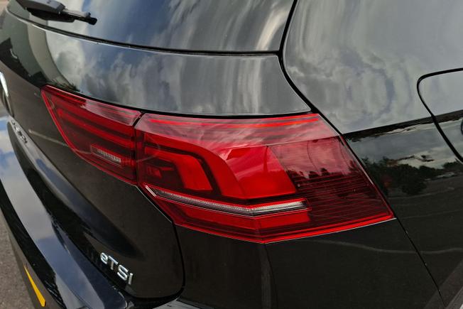 VOLKSWAGEN Golf Photo 18