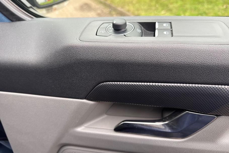 Used Ford TRANSIT CUSTOM 18