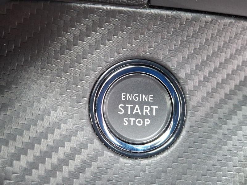 Used Peugeot 208 YC73WVW 37