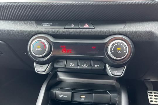Kia Stonic Photo autoimg-c5458aaf789c9c850c6fcf4a687a169ab00319f8.jpg