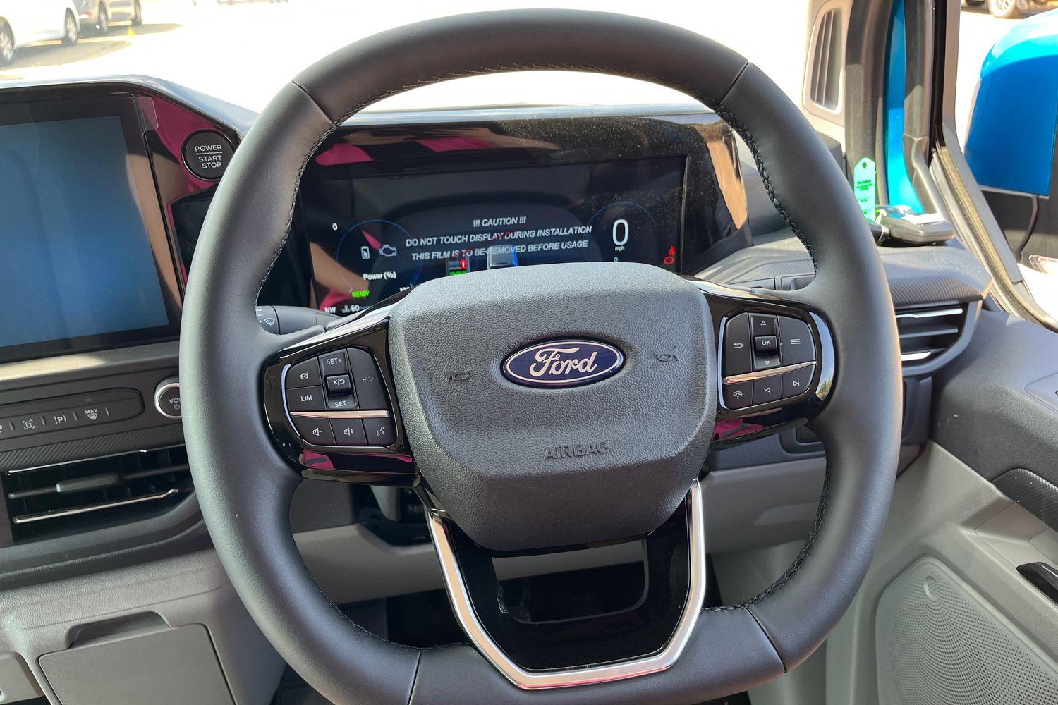 Ford TRANSIT CUSTOM Photo 26
