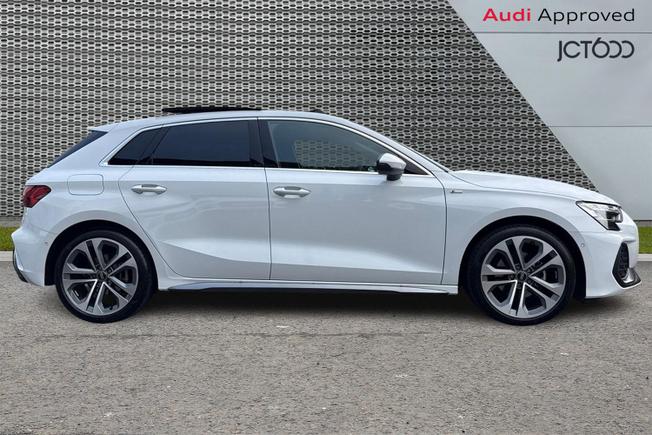 AUDI A3 Photo 4