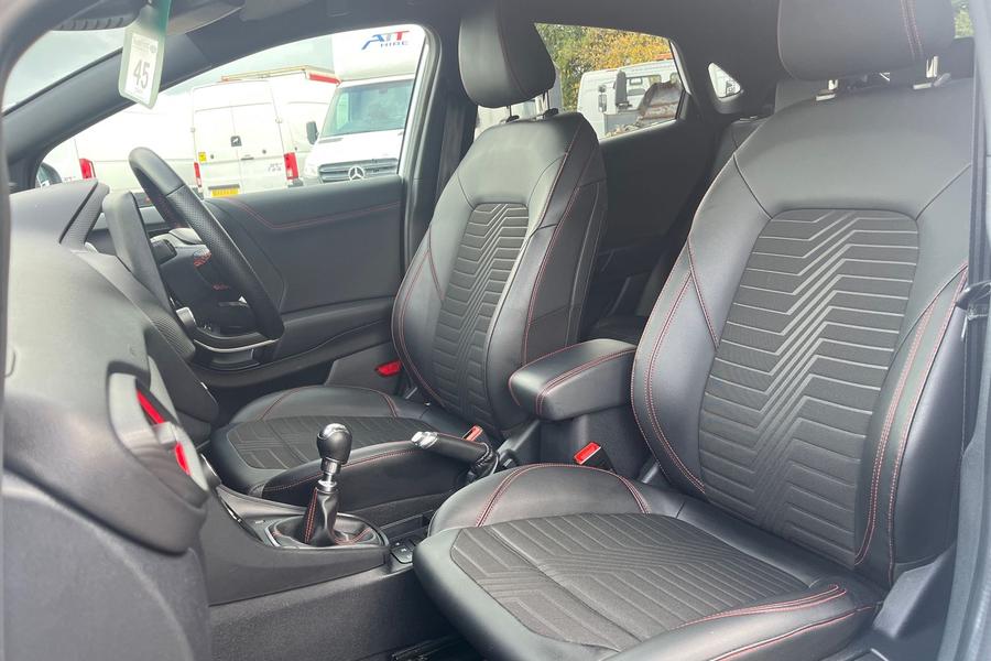 Ford PUMA Photo autoimg-c54b4b09b0844feea0817d17b0b394ffcc2cf292.jpg