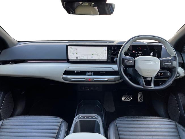 KIA EV4 Photo 10