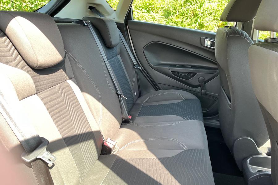 Ford FIESTA Photo autoimg-c54cb776a7b8f24a7e34e0de6a029e778c30dcab.jpg