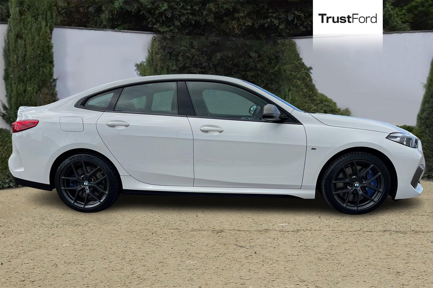 BMW 2 Series Gran Coupe Photo 2