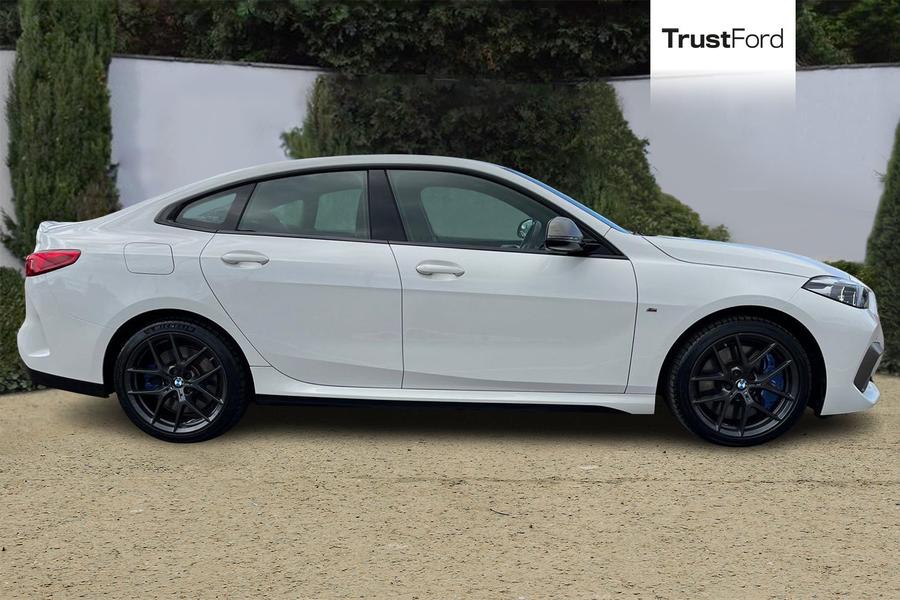 BMW 2 Series Gran Coupe Photo autoimg-c54f2f0ddf34ef31053a625bf5e15f38c531432d.jpg