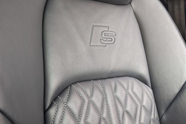 AUDI S7 Photo 45