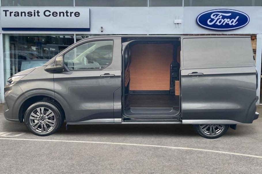 Used Ford TRANSIT CUSTOM 6
