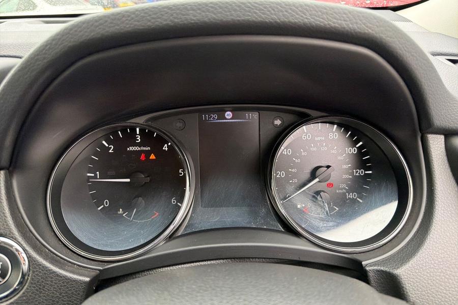 Nissan X-TRAIL Photo autoimg-c55480309cfa87302506beacbc9d1c258d5f6709.jpg