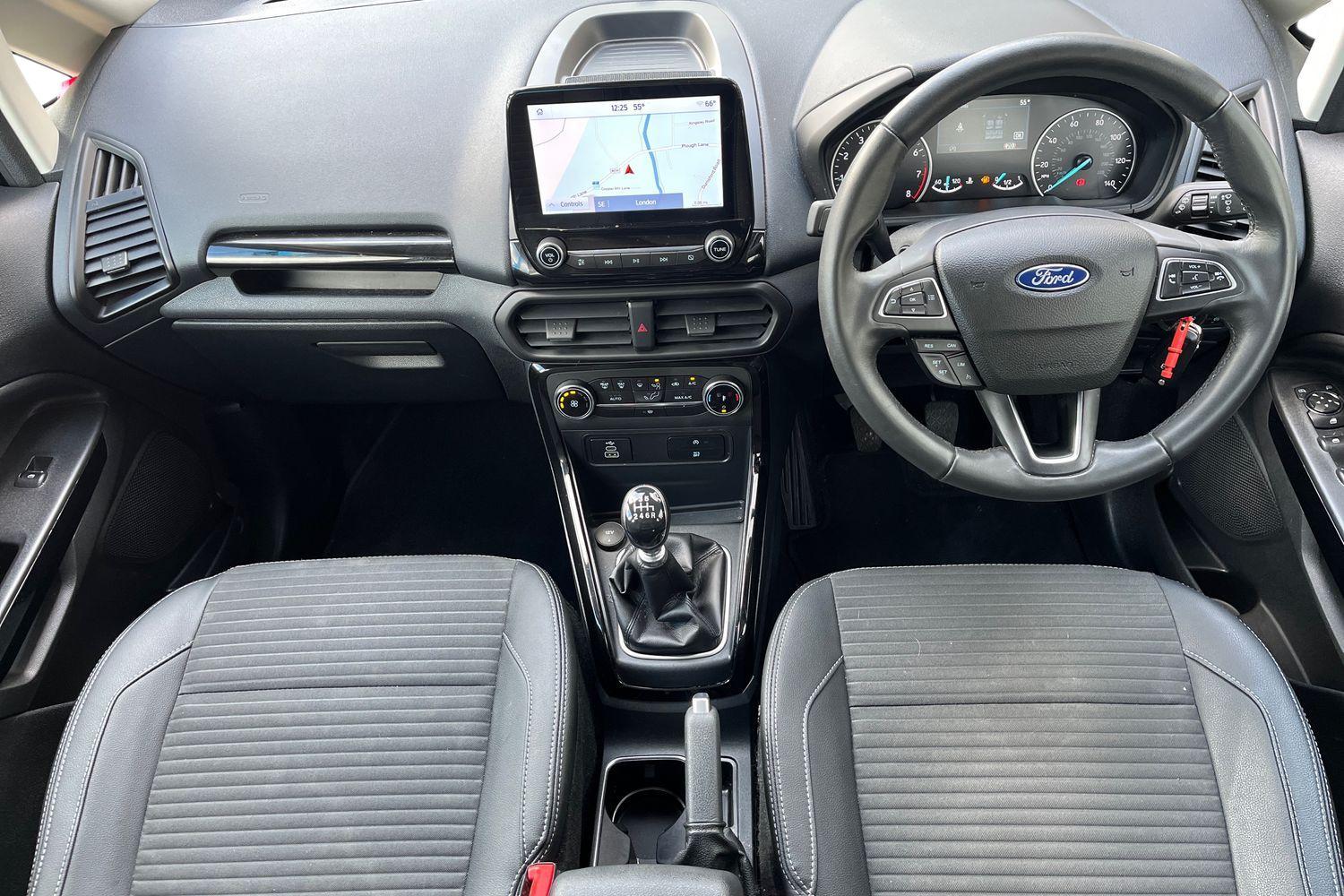 Ford ECOSPORT Photo 9