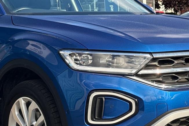 VOLKSWAGEN T-Roc Photo 19