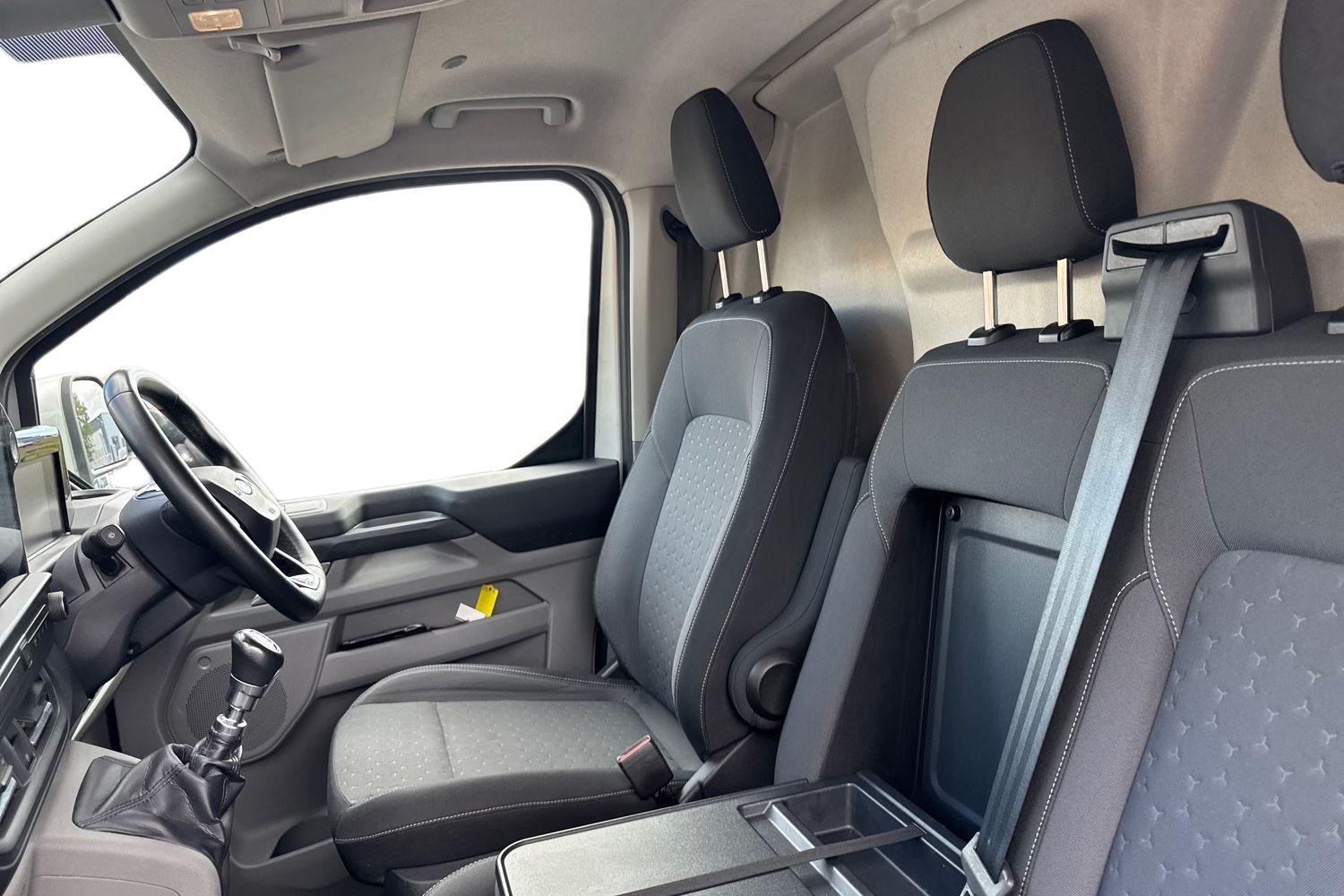 Ford TRANSIT CUSTOM Photo 10