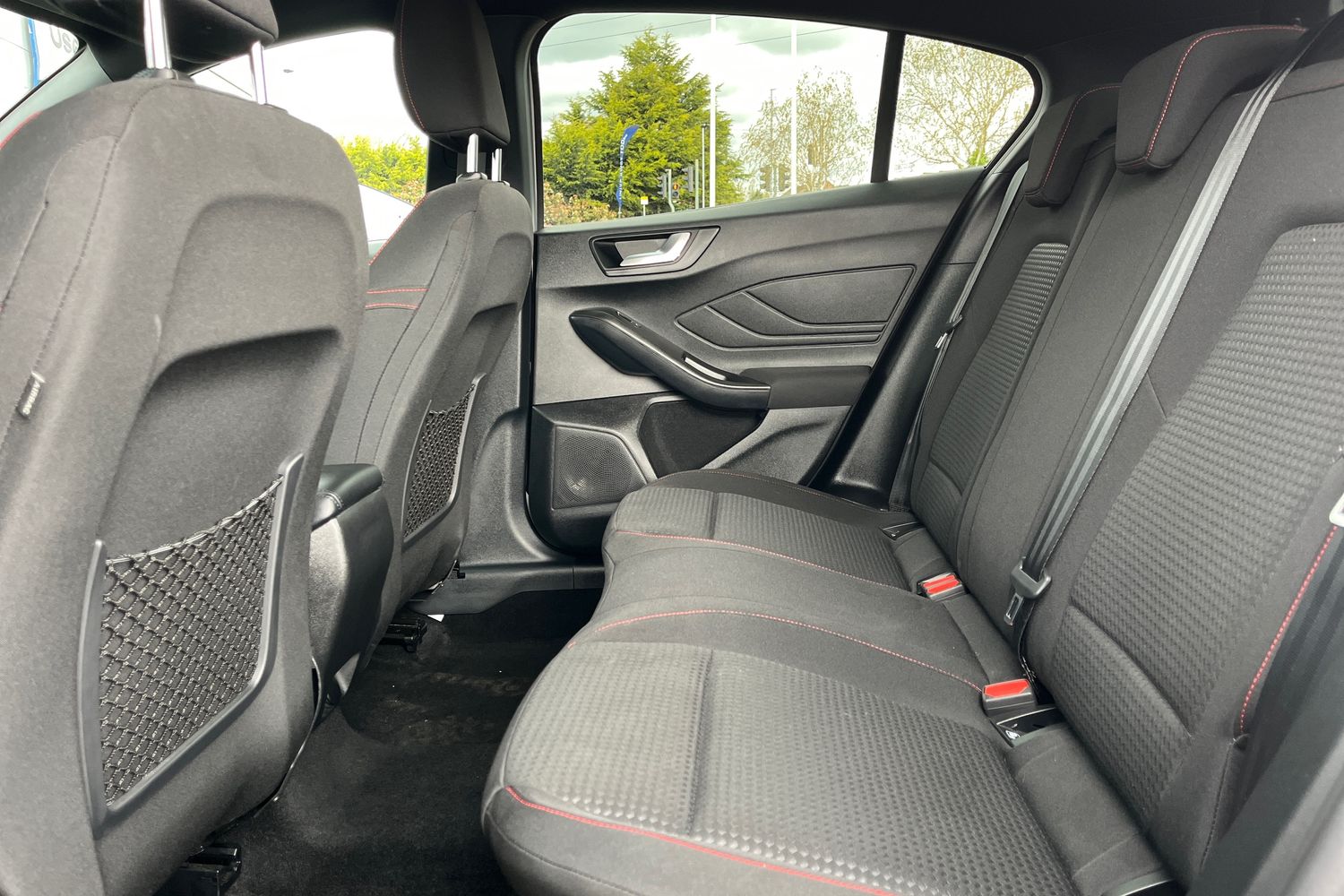 Ford Focus Photo 19
