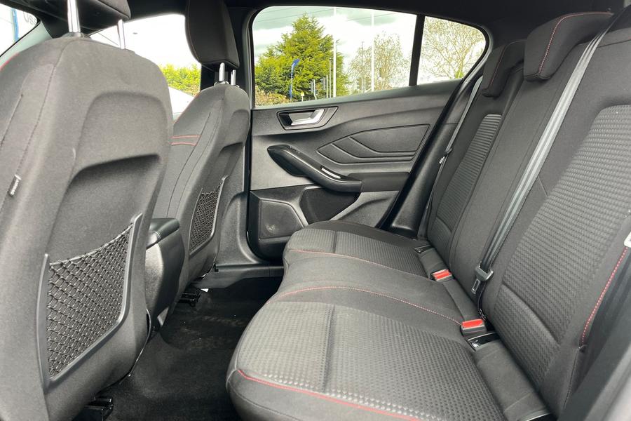 Ford Focus Photo autoimg-c55f1af86b510f9aa4a3795d9cc4c5c79033742c.jpg